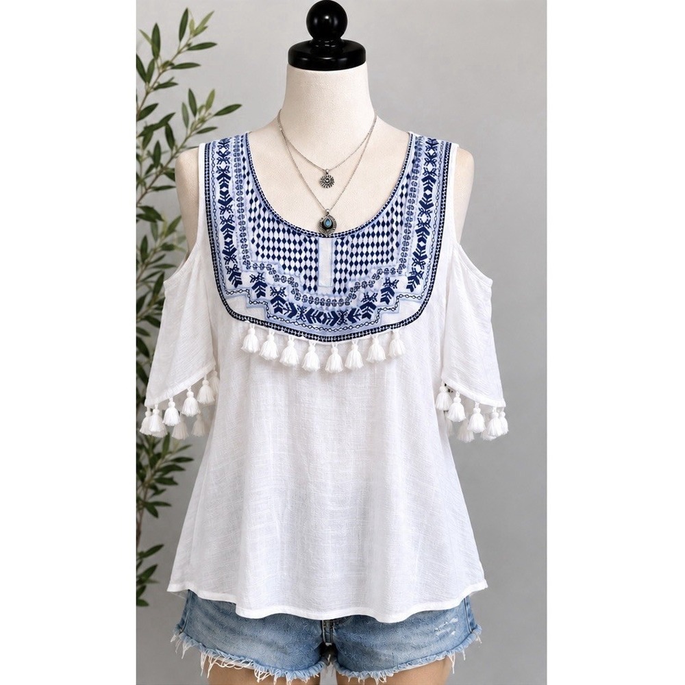 Lauren Michelle White Cold Shoulder Tassel Blouse M Blue Embroidered Boho Top